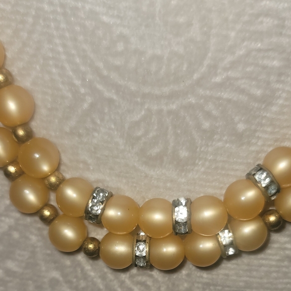 Unique vintage 2 strand choker style necklace. - Picture 2 of 6